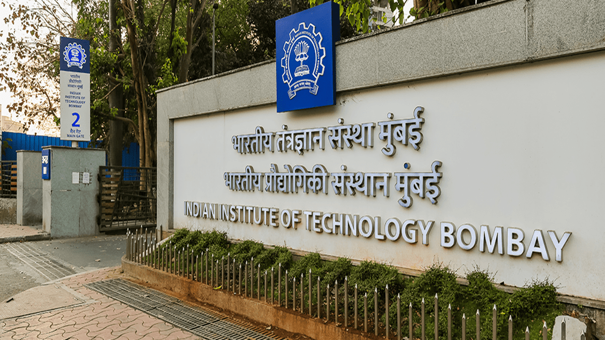 IIT Bombay's incubator plans Rs 100-crore fund; support to 1,000 startups in 10 years IIT Bombay's incubator plans Rs 100-crore fund; support to 1,000 startups in 10 years
