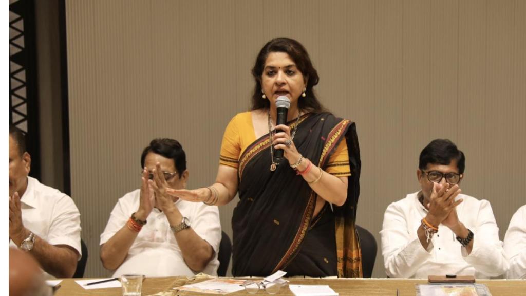 'What a self-respecting woman should do': Shaina NC files complaint against Arvind Sawant over his 'imported maal' remark 'What a self-respecting woman should do': Shaina NC files complaint against Arvind Sawant over his 'imported maal' remark