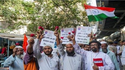 Kolkata hospital denies admitting Bangladeshi patients as protest over attacks on Hindu's escalates