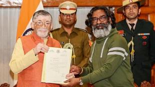 JMM's Hemant Soren stakes claim to form government in Jharkhand, set to take oath on November 28