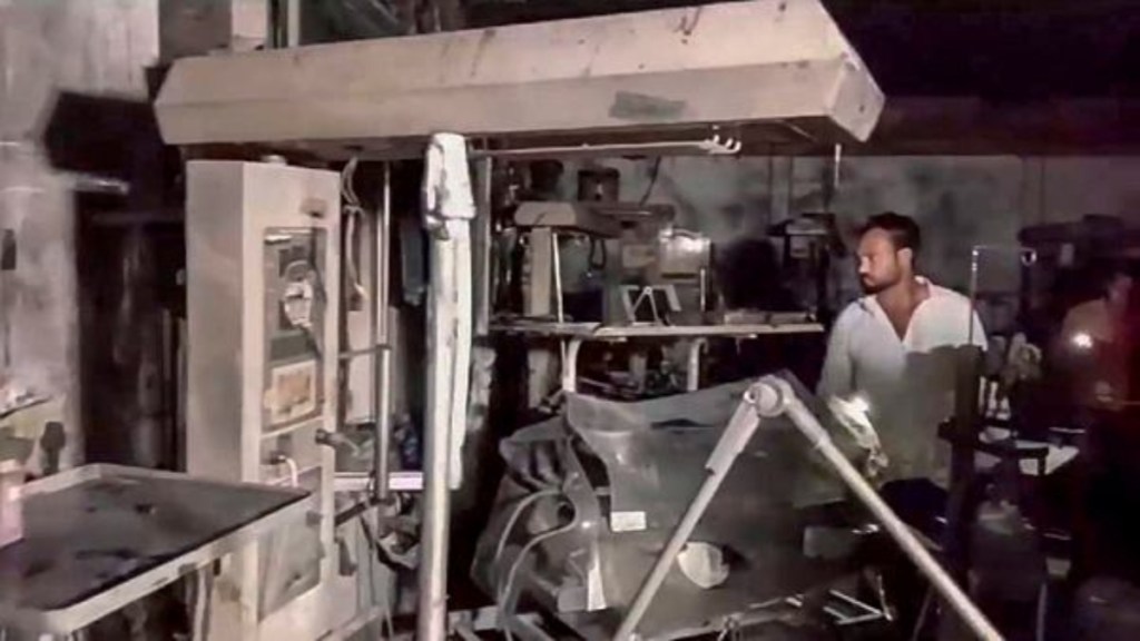 Charred remains inside the Neonatal Intensive Care Unit (NICU) are seen after a fire at the Maharani Laxmi Bai Medical College, in Jhansi district, early Saturday, Nov. 16, 2024. (PTI Photo)