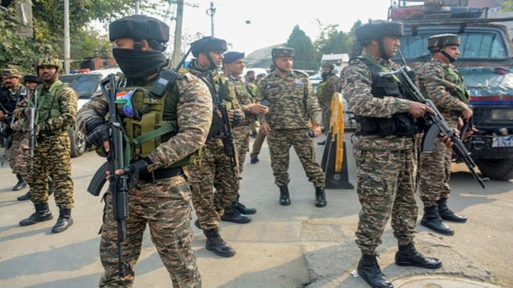 Security personnel stand guard near the house where militants were allegedly hiding during an encounter at Khanyar area of Srinagar, on Saturday, Nov. 2, 2024. An encounter broke out between security forces and terrorists on Saturday in the locality of Jammu and Kashmir's summer capital, officials said. (PTI Photo) Security personnel stand guard near the house where militants were allegedly hiding during an encounter at Khanyar area of Srinagar, on Saturday, Nov. 2, 2024. An encounter broke out between security forces and terrorists on Saturday in the locality of Jammu and Kashmir's summer capital, officials said. (PTI Photo)