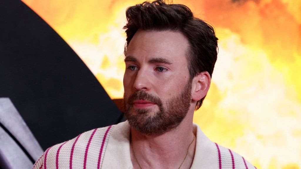Chris Evans, Evans, Robert Downey Jr, Captain America, Captain America actor, Iron Man, Iron Man actor, Doctor Doom, Avengers, Marvel