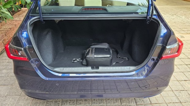 Honda Amaze boot