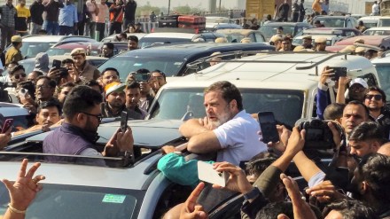 Leader of Opposition in the Lok Sabha Rahul Gandhi being stopped at the Ghazipur border while he was on his way to visit the violence-hit Sambhal, in Ghaziabad, Wednesday, Dec. 4, 2024. (PTI Photo)