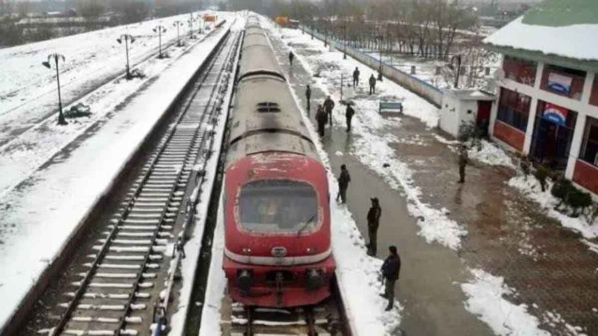 Udhampur-Srinagar-Baramulla Rail Link, Udhampur-Srinagar-Baramulla Rail Link news, kashmir trains, ashwini vaishnaw, railways, Indian railways, railways news, Indian railways update, PM Modi, PM Modi kashmir, kashmir, kashmir railways, Udhampur, Srinagar, Baramulla