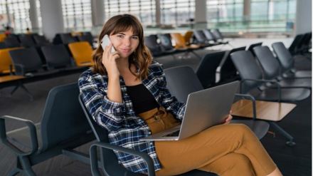 Top 5 credit cards for airport lounge access in India and abroad