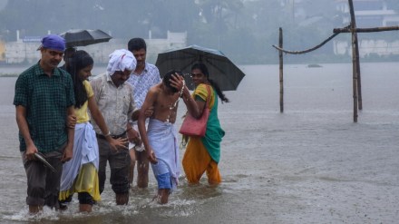 Heavy rains lash Kerala: IMD issues orange alert for THESE districts