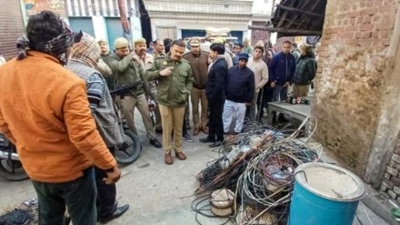 Authorities demolish Sambhal MP Zia Ur Rehman Barq's house steps, slaps electricity theft charges Authorities demolish Sambhal MP Zia Ur Rehman Barq's house steps, slaps electricity theft charges