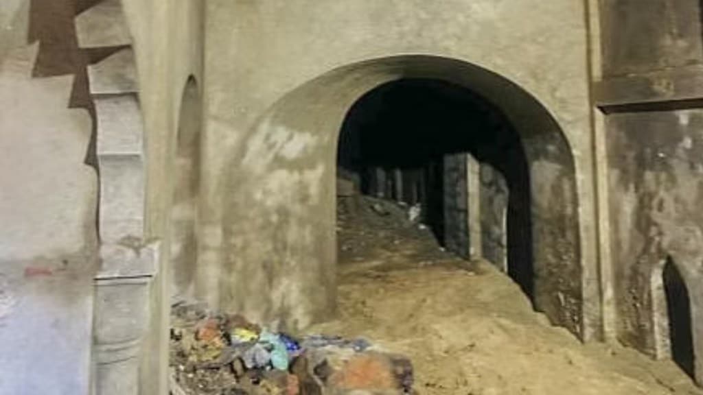 Sambhal: Ancient well discovered at sacred site in Shahzadi Sarai after Laxman Ganj 