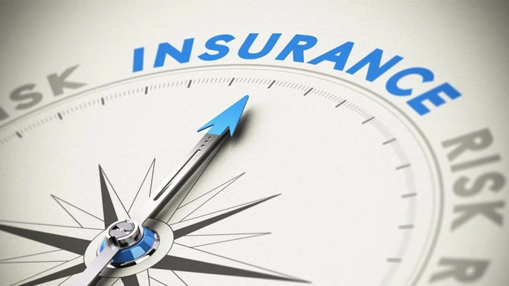 GDPI, banking, BFSI, insurance, Indian Bank, IOB, Karnataka Bank,