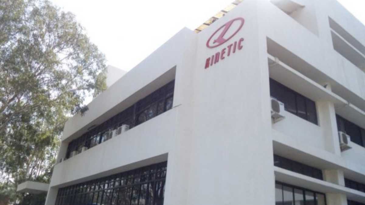 kinetic communication