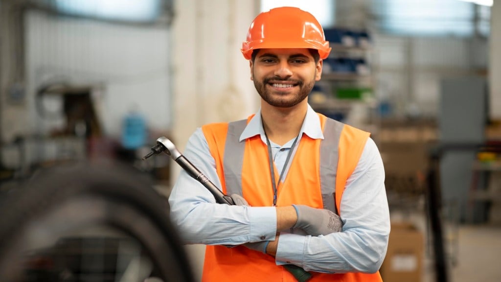 DPIIT partners with Moglix to back manufacturing startups in chemicals, automotive, green energy, infra