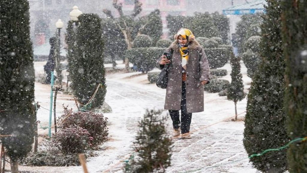 srinagar snow, srinagar flights, indigo