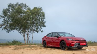 toyota camry review