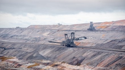 India's coal imports rise 4.2 per cent from April to October, with a decline in October .(Image Source: Freepik)