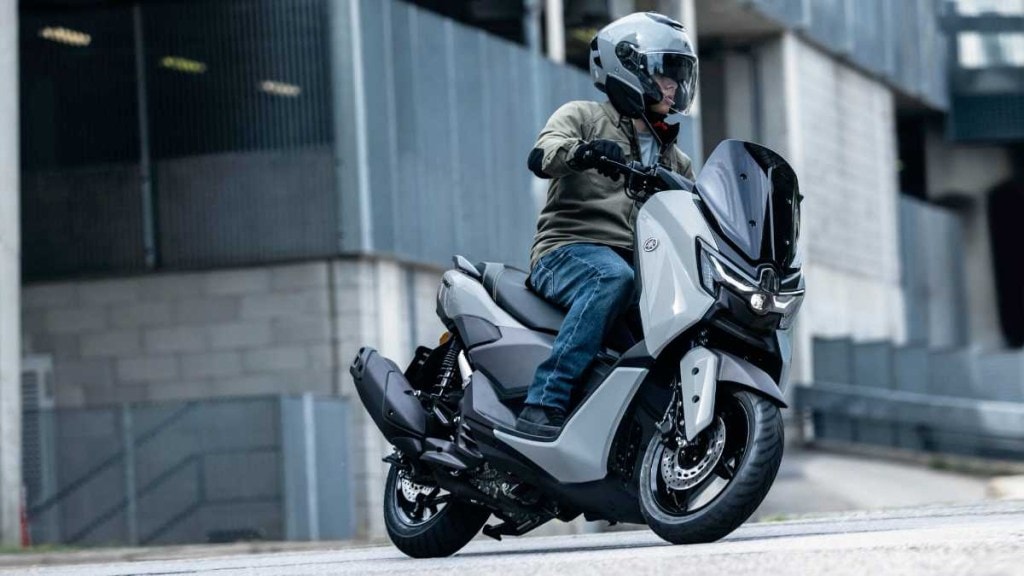 yamaha nmax techmax
