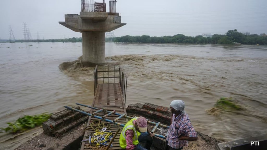 Yamuna congestion impaired 2023 Delhi floods forecast: Centre to NGT.(Image Source: PTI) Yamuna congestion impaired 2023 Delhi floods forecast: Centre to NGT.(Image Source: PTI)