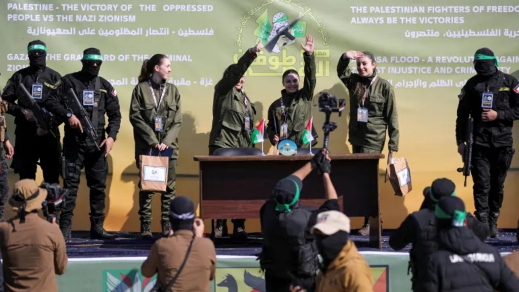 Hamas frees 4 female Israeli soldiers as part of Gaza ceasefire, Israel releases 70 prisoners. (Image Source: Reuters)
