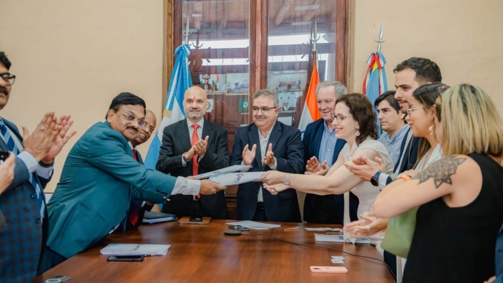 Argentina and India sign strategic MoU. (Image Source: mines.gov.in)