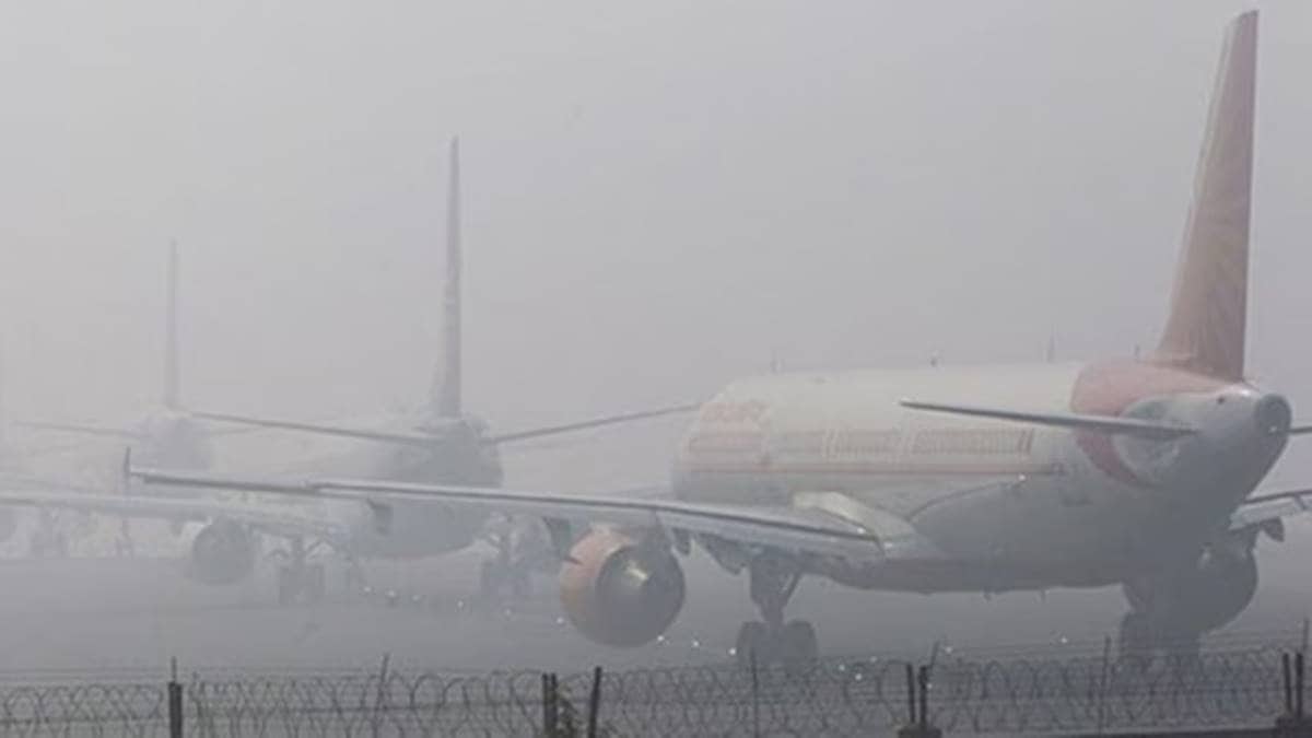 Dense fog at Srinagar airport
