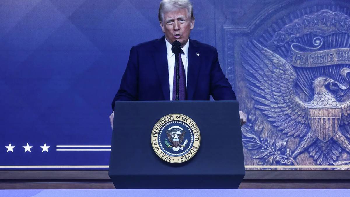 Trump urges Saudi Arabia and OPEC to cut oil prices to end Russia ...