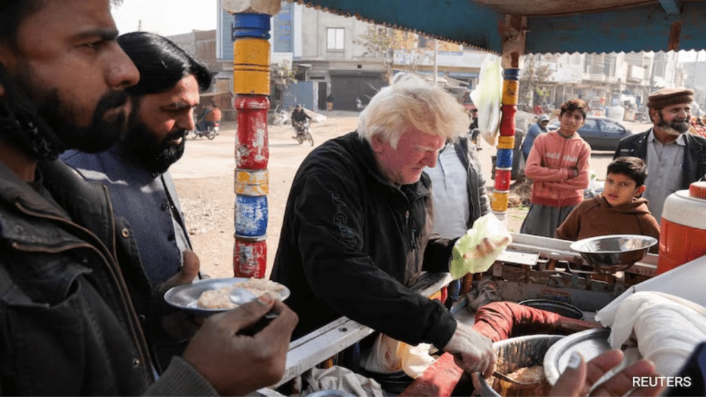 Donald Trump's Pakistani doppelganger