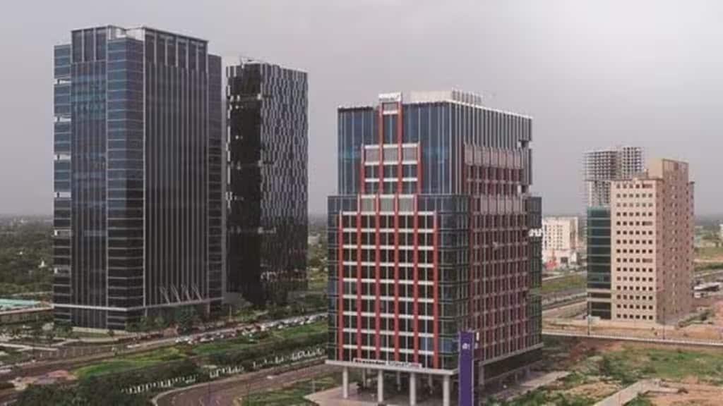 GIFT, Gujarat International Finance Tec-City, alternative investment funds, AIFs, mutual funds, asset management firms. law firms