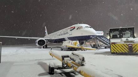 Heavy snowfall in UK, Germany and US