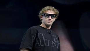 Mark Zuckerberg, AI friends