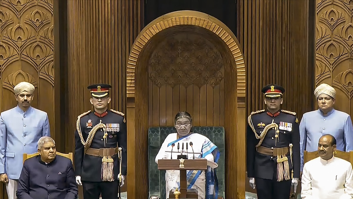 President Droupadi Murmu addresses the joint sitting of both Houses of Parliament on the first day of the Budget Session, in New Delhi, Friday, Jan. 31, 2025. Vice President and Rajya Sabha Chairman Jagdeep Dhankhar and Lok Sabha Speaker Om Birla are also seen.