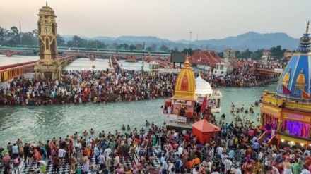 Devotees who took holy dip likely to cross the 10 crore mark today /Representative Photo. (Image Source: PTI)
