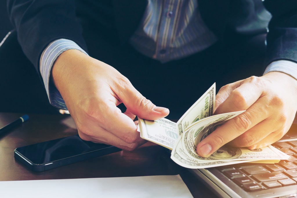 Reasons for FII selling in India
