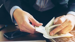 Reasons for FII selling in India