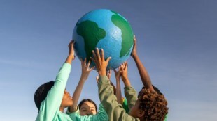 Educating for the future: The role of sustainability in modern school curriculums