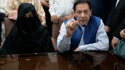 Imran Khan, Bushra Bibi Sentenced to Jain in Land Corruption Case Imran Khan, Bushra Bibi Sentenced to Jain in Land Corruption Case