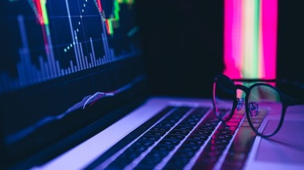 investing for the long term, investing in smallcap stocks, smallcap stocks in India, beaten down midcap stocks in India, Sankaran Naren, Radhika Gupta, overview of Indian markets