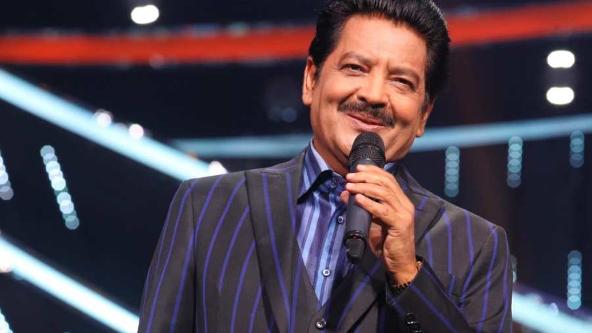 Bollywood singer Udit Narayan faced backlash after a video surfaced showing him kissing a 21-year-old fan on the lips. . (Image Source: Udit Narayan/Instagram)