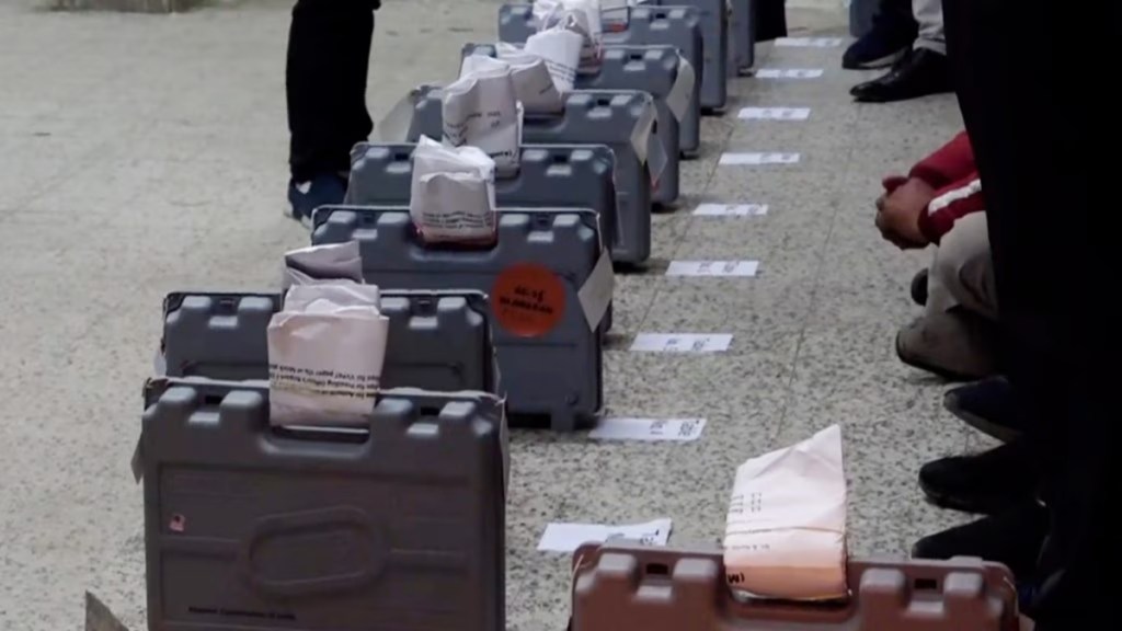 Delhi elections, Sisodia, votes, Tarwinder Singh Marwah, BJP candidates