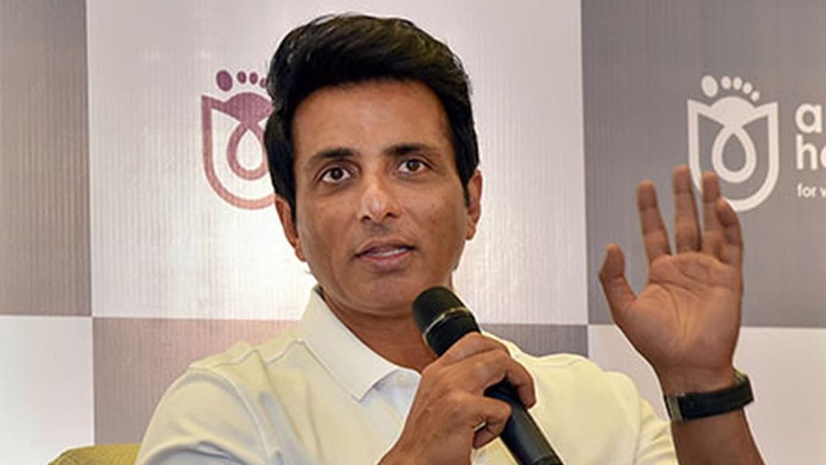 Sonu Sood rotis, Sonu Sood roast, Sonu Sood making roti, Sonu Sood Reddit, Sonu Sood Roadies interview, Sonu Sood rice, Sonu Sood Roadies, roti soup, Dr. Sonu Patel, Dr. Sonu Sacramento, Dr. Sonu Sahni, Dr. Sonu Kakar, Dr. Sonu, Sonu fried chicken, Sonu Sood no roti, diet of Sonu Sood, Sonu ka Dhaba NJ, Sonu da Dhaba Woodbridge, roti son, roti so cool, Soos roti, roti South Loop, roti sold near me, Sonu roti, Sonu X roast, 2 in 1 roti, 2 in one roti, health news, wellness news,