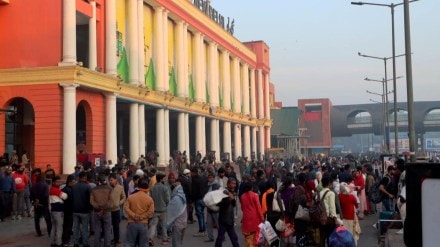 New delhi station stampede, delhi stampede deaths, Mahakumbh delhi station train, delhi railways station stampede updates, Maha kumbh stampede