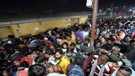 PM Modi reaction on Delhi railway station stampede