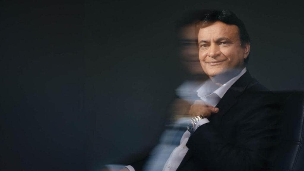 Indian billionaire, H-1B visa success story, Raj Sardana, Innova Solutions, immigrant entrepreneur, US billionaires, Indian-American success, Georgia Tech alumni, IT services industry, career challenges, entrepreneurship journey, billion fortune, immigrant stories, American Dream, Forbes report, mechanical engineering, Teledyne CAE, Howmet Aerospace, 1980s immigration, US higher education, life from scratch, business growth, global company, immigrant achievements, economic impact, tech industry leaders, lifestyle