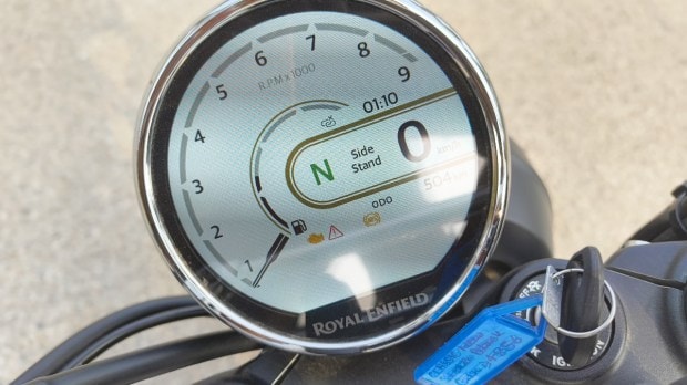 Royal Enfield Bear 650 console