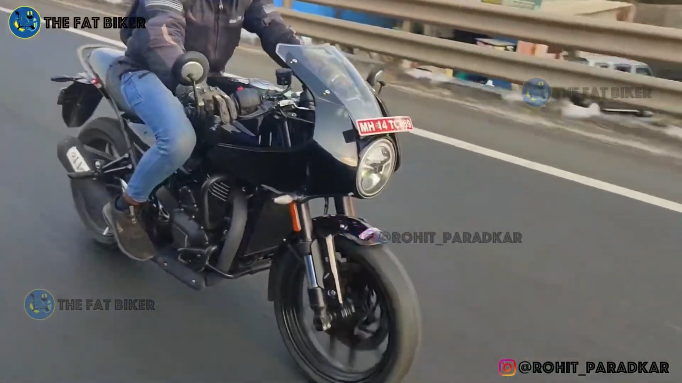 Triumph Thruxton 400