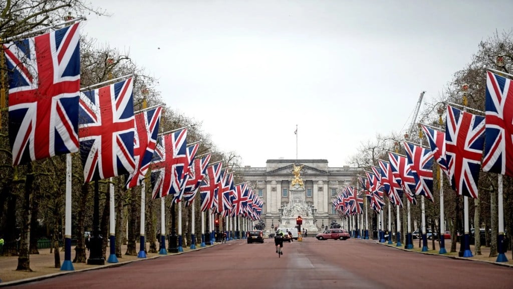 UK Immigration, Indian skilled workers, Healthcare visa, student visa, net migration, dependents
