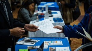 us hiring, recruiter, software developer, us job, TCS, Tata, Mahindra, Infosys, Wipro, reddit post, social media, viral post, viral, reddit user, ushiring, us visa, visa sponsorship,