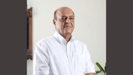 A distinguished bureaucrat, Chawla served as Election Commissioner from 2005 to 2009 before being appointed as the Chief Election Commissioner, a position he held from April 2009 to July 2010.