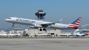 airlines, airways, american airlines, aviation, bomb threat, flight