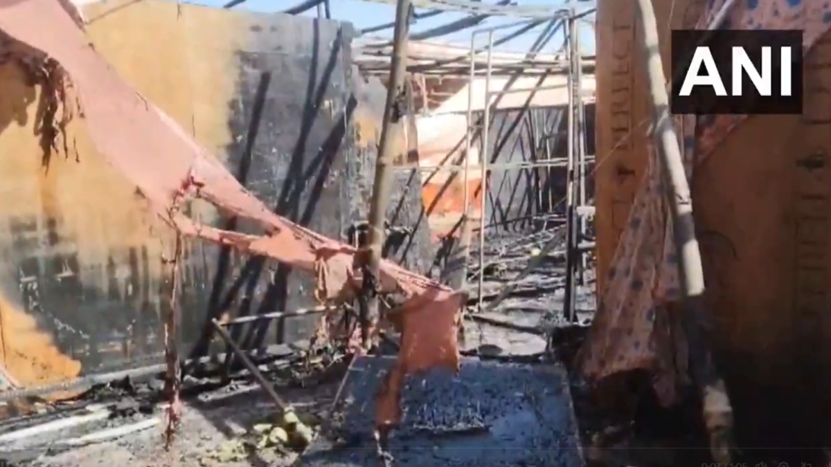 Fire breaks out at Sector 18 in Maha Kumbh Mela Fire breaks out at Sector 18 in Maha Kumbh Mela